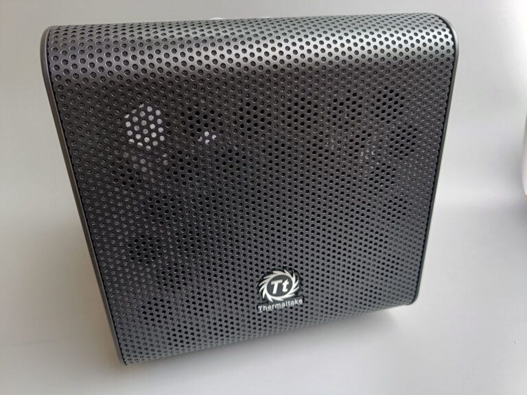Sprzedam: Obudowa mini ITX Thermaltake Core V1 Cube – zmieści zasilacz i GPU